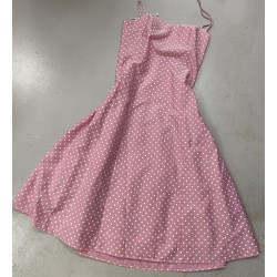 Sukienka rozowa w groszki